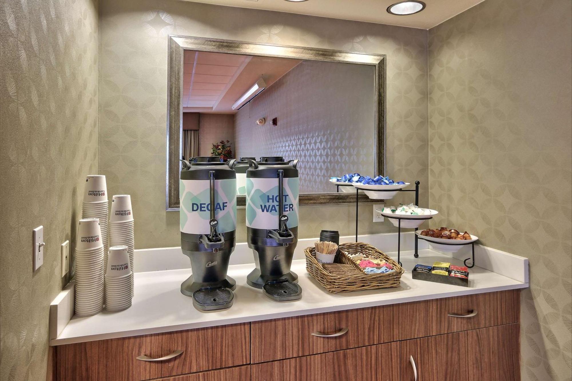 Hotel Hilton Garden Albuquerque/journal Center 3*