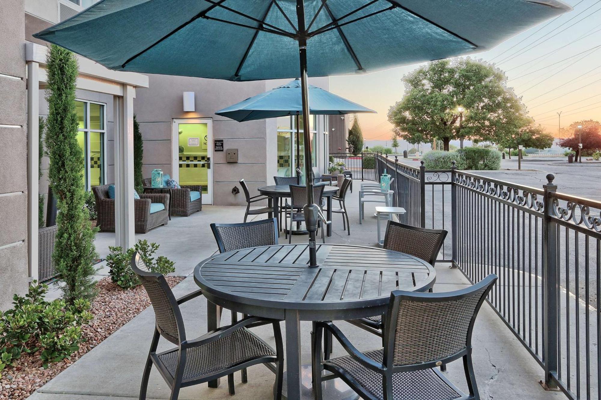 Hotel Hilton Garden Albuquerque/journal Center 3*