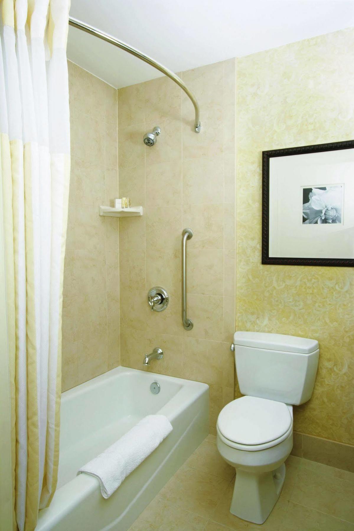 Hilton Garden Albuquerque/journal Center Hotel 3*